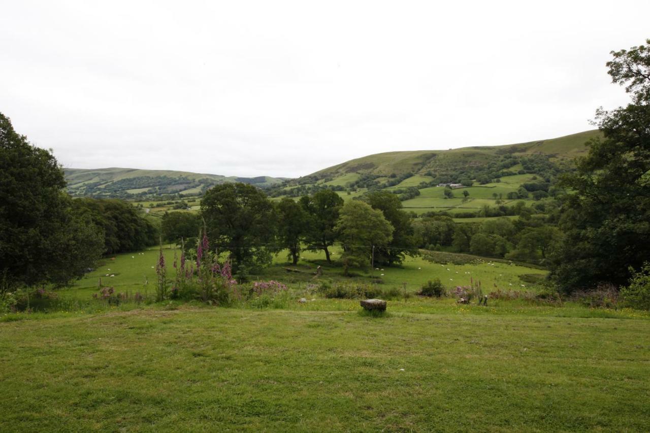 Plas Esgair Llanbrynmair Buitenkant foto